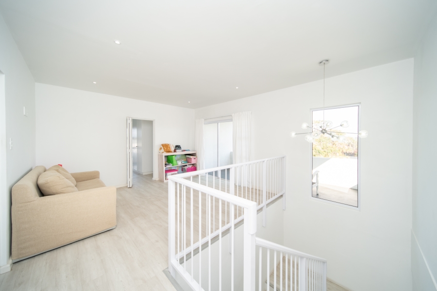 5 Bedroom Property for Sale in Nahoon Eastern Cape